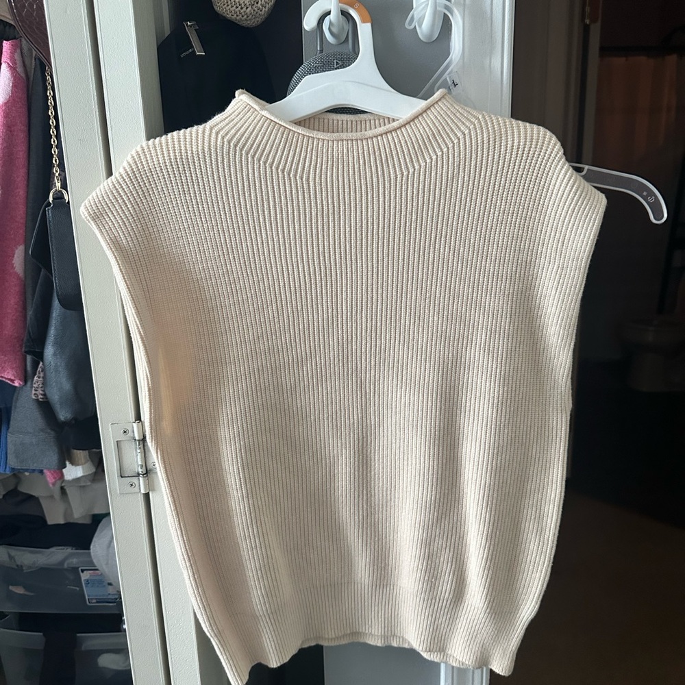 Mock Neck Sleeveless Sweater